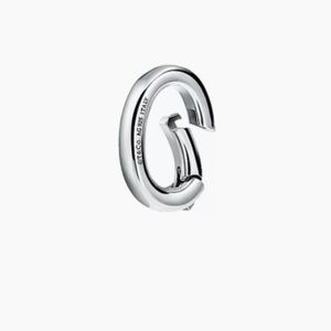 Tiffany & Co. clasping link